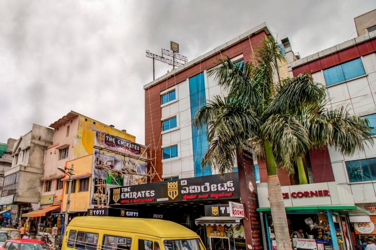 Capital O 5381 The Emirates Hotel Bangalore Exterior foto