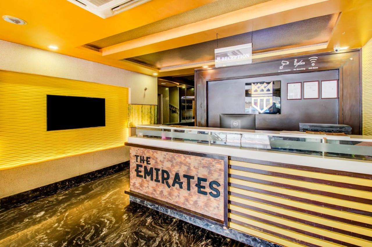 Capital O 5381 The Emirates Hotel Bangalore Exterior foto